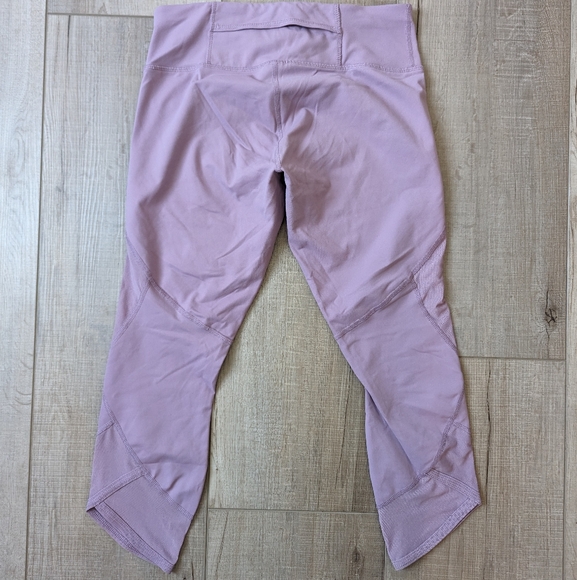 Active Life Mesh Yoga Capri Pants Small - Picture 4 of 5